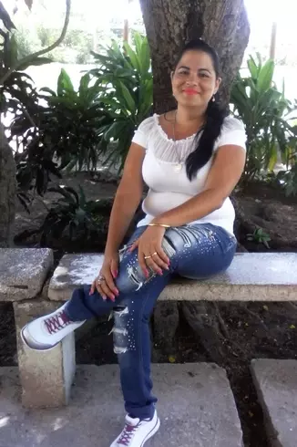 Mujer de 37 busca hombre para hacer pareja en Banes, Cuba