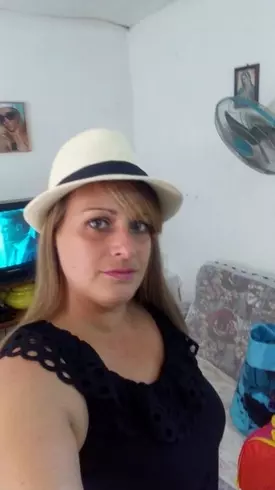 Mujer de 40 busca hombre para hacer pareja en La Habana, Cuba