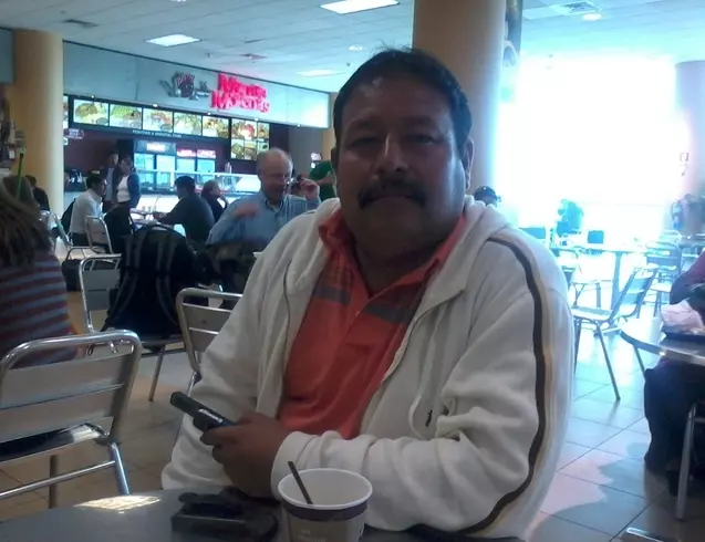 Hombre de 60 busca mujer para hacer pareja en Pariñas, Perú